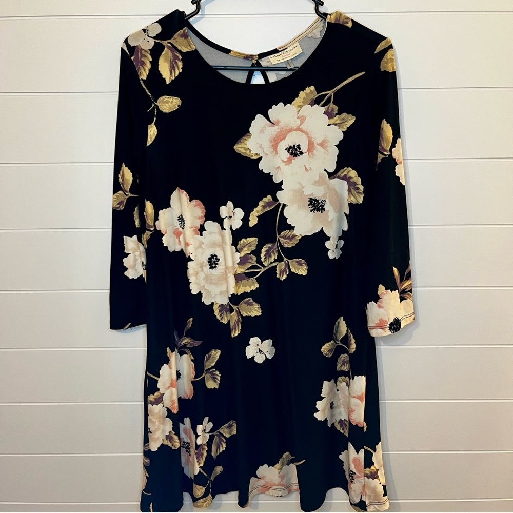Bobbie Brooks Black Dress with Floral Accents Size M Classic Soft Boho Feminine - Picture 1 of 11
